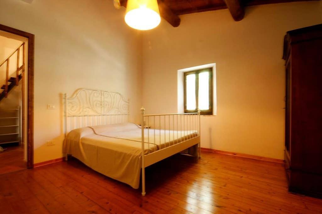 Villa Con Piscina 10 Posti Letto, L'Oliveta Di Rivalto Chianni Kültér fotó